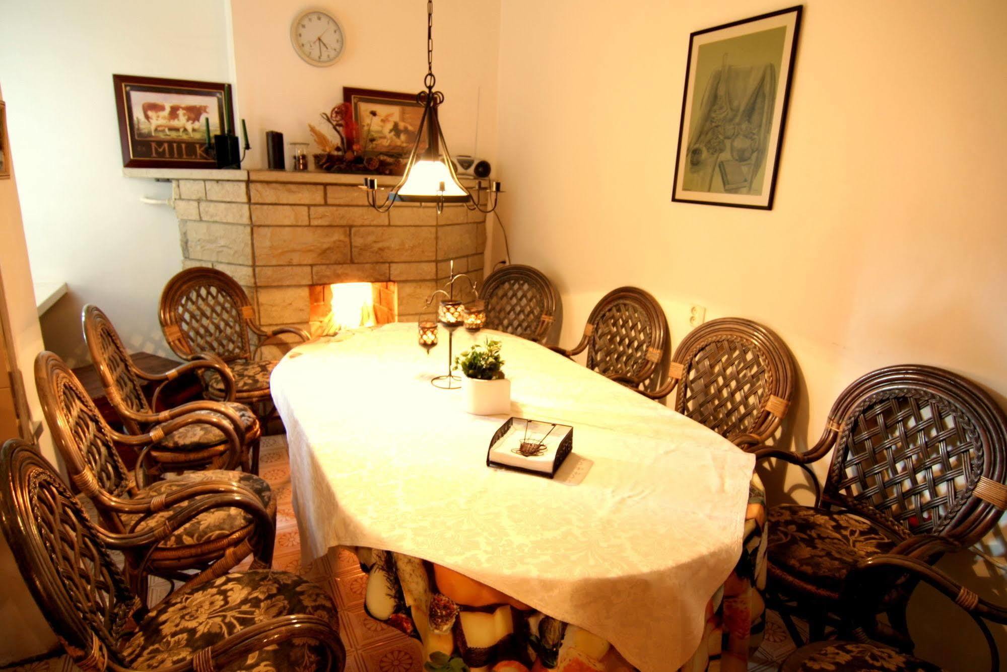 טאלין Oldhouse Hostel מראה חיצוני תמונה